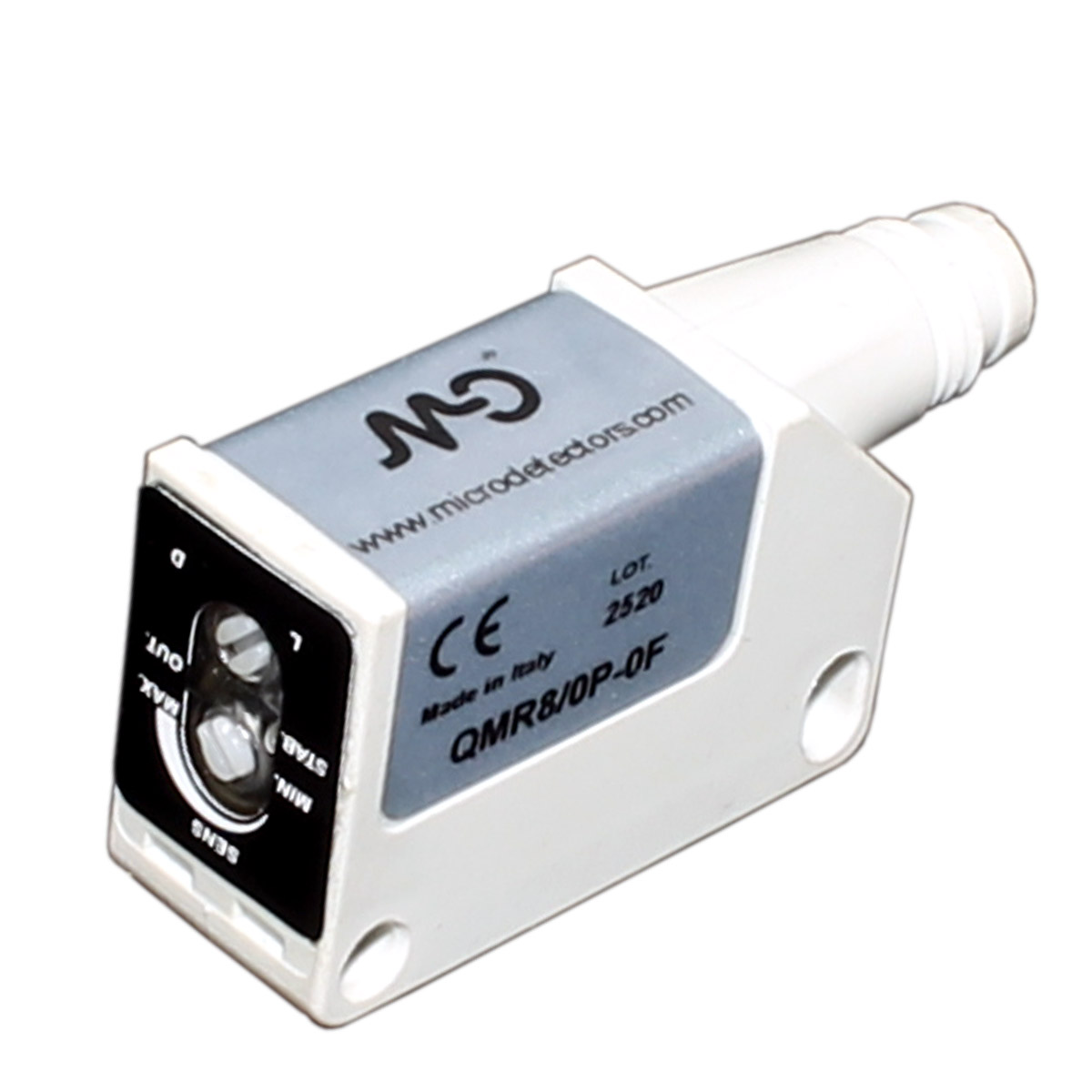 QMR8/0P-0F, Micro detectors, Sensor fotoeléctrico, de proximidad, difuso, de alto rendimiento, en minicarcasa cúbica de plástico.