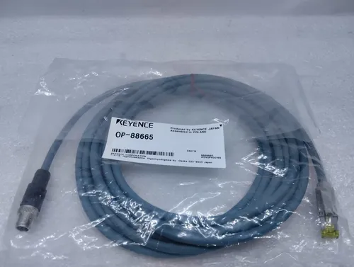 OP-88665, KEYENCE, Cable Ethernet (M12 con codificación X de 8 pines) compatible con NFPA79 5 m, Serie IV3,