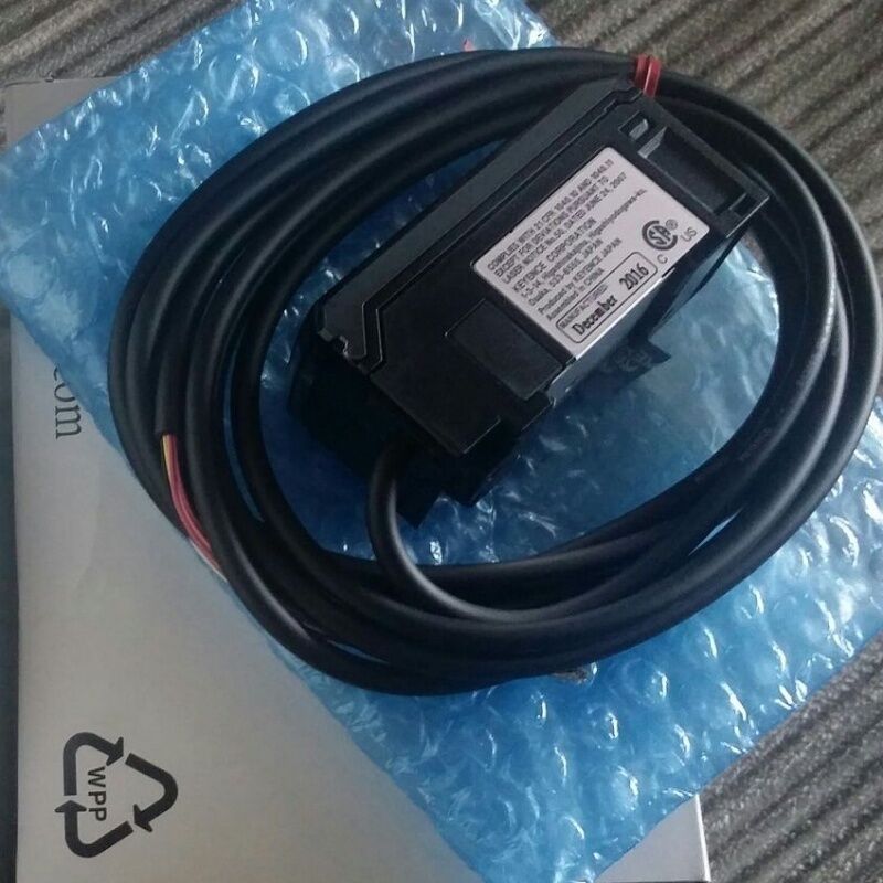 IL-1050, Keyence, CMOS Multi-Function Analogue Laser Sensor, Amplifier unit, DIN-rail mount type