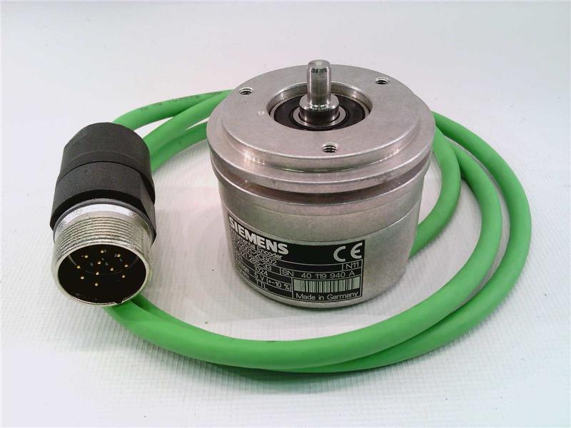 6FX2001-2CB02, SIEMENS, INCREM. ENCODER, RS 422 (TTL), 1024 P/R, EJE CON BRIDA SINCRONIZADA DE 6 MM, 5 VDC, SALIDA DE CABLE UNIVERSAL.