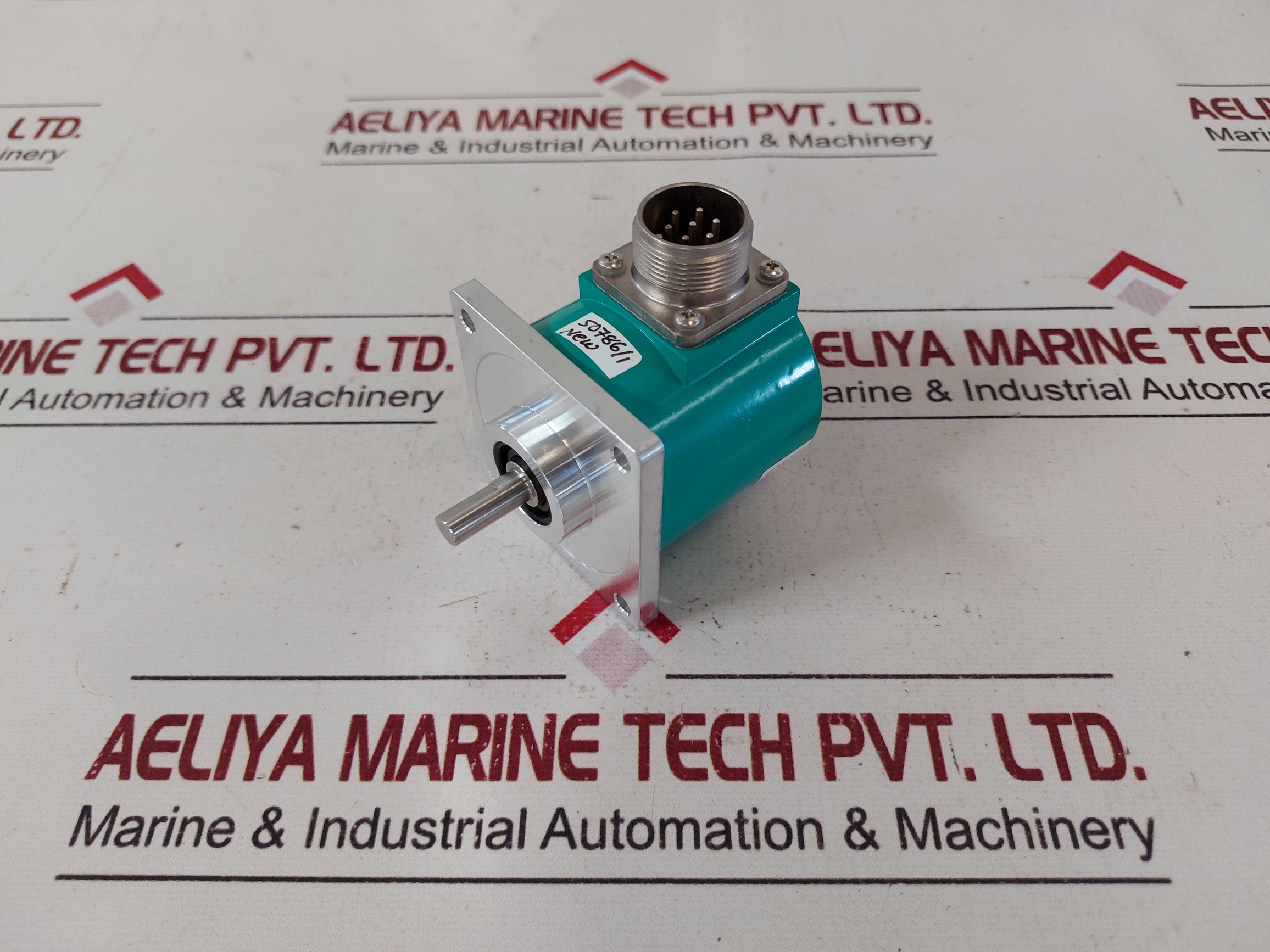 IT65-Y-3600ZND2CR/S331, Lika, Encoder Incremental, push-pull, 3600 pulsos, diametro do eje 8mm, conector Radial 7 pin,