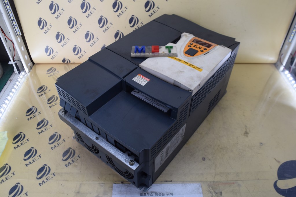 8I84T401500.010-1, B&R ACOPOSinverter P74, 3x 380 to 500 V, 2.2 kW