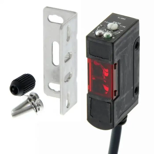 E3S-AD92, OMRON, Sensor fotoeléctrico mediano con amplificador incorporado, reflexión difusa, vertical, distancia de detección: 700 mm, PNP, función de temporizador/autodiagnóstico.