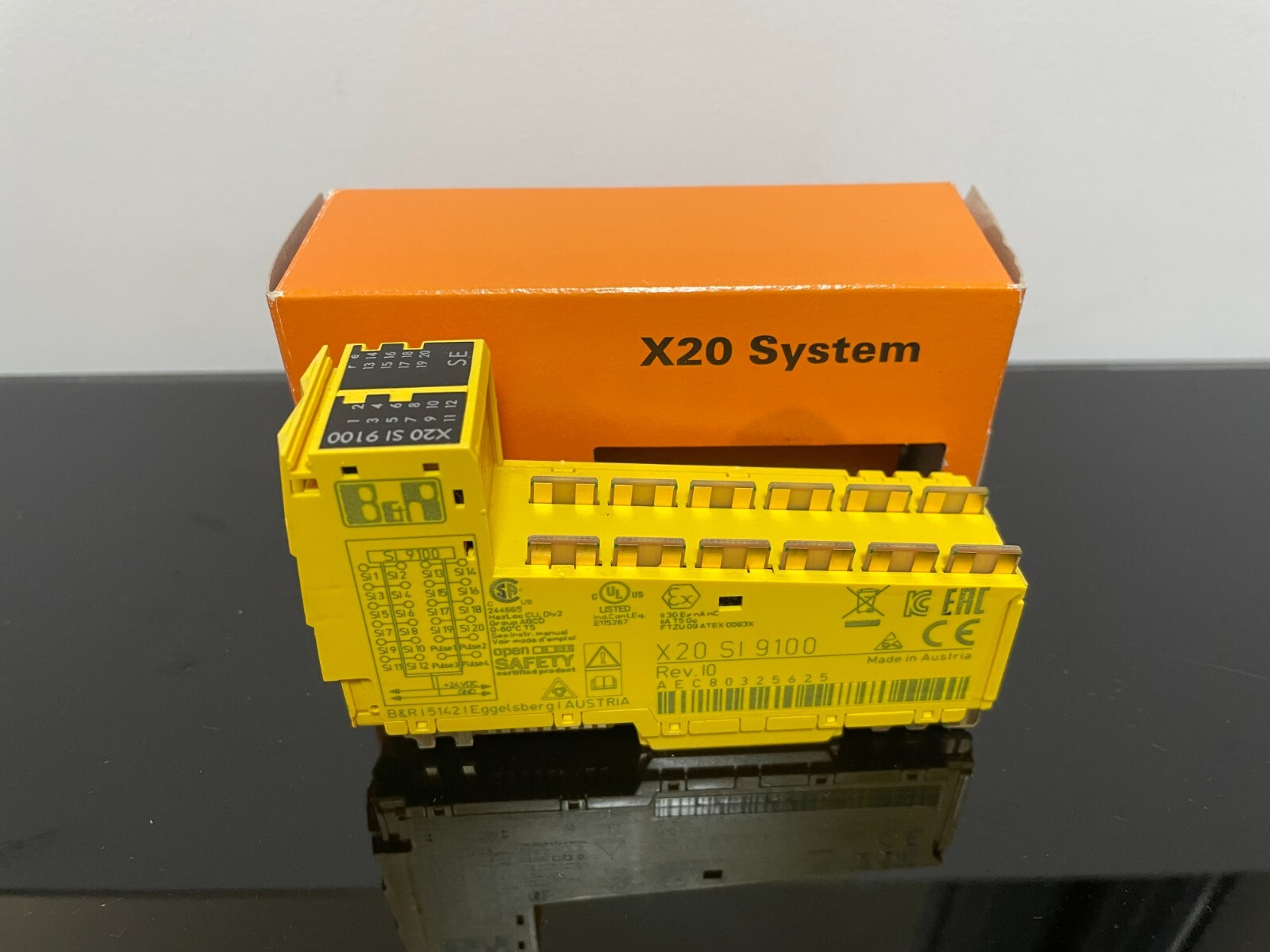 X20SI9100, B&R,Módulo de bus X20, para módulos SafeIO X20, fuente de alimentación de E/S interna conectada a través de