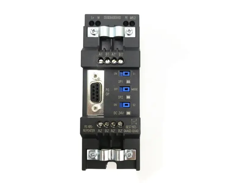 6ES7972-0AA02-0XA0, Siemens, Repetidor, SIMATIC DP, RS485 Para la conexión de sistemas de bus PROFIBUS/MPI con un máximo de 31 estaciones, velocidad máxima en baudios 12 Mbit/s
