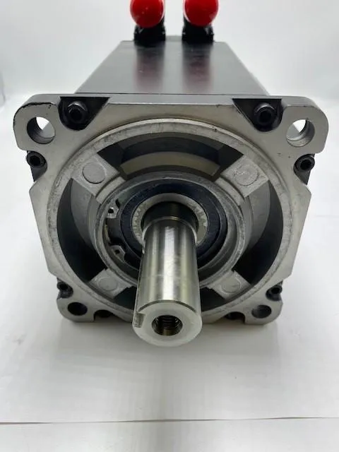 MPLB540DMJ72AA, Allen Bradley, Servo Motor, 460V, 3.4 kW, 2000 RPM, par 19.4 Nm.