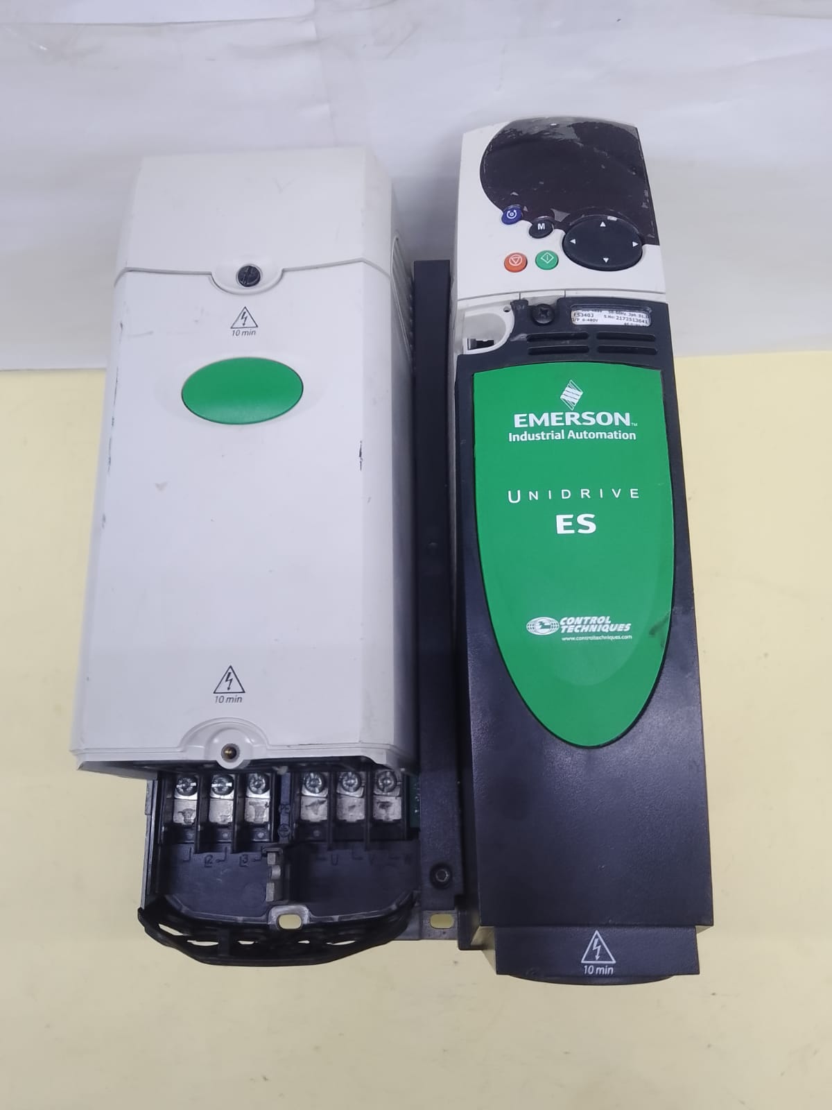 ES3402, CONTROL TECHNIQUES, Unidrive, Emerson, Variador de frecuencia Unidrive CT, para ascensores de, 15 kW