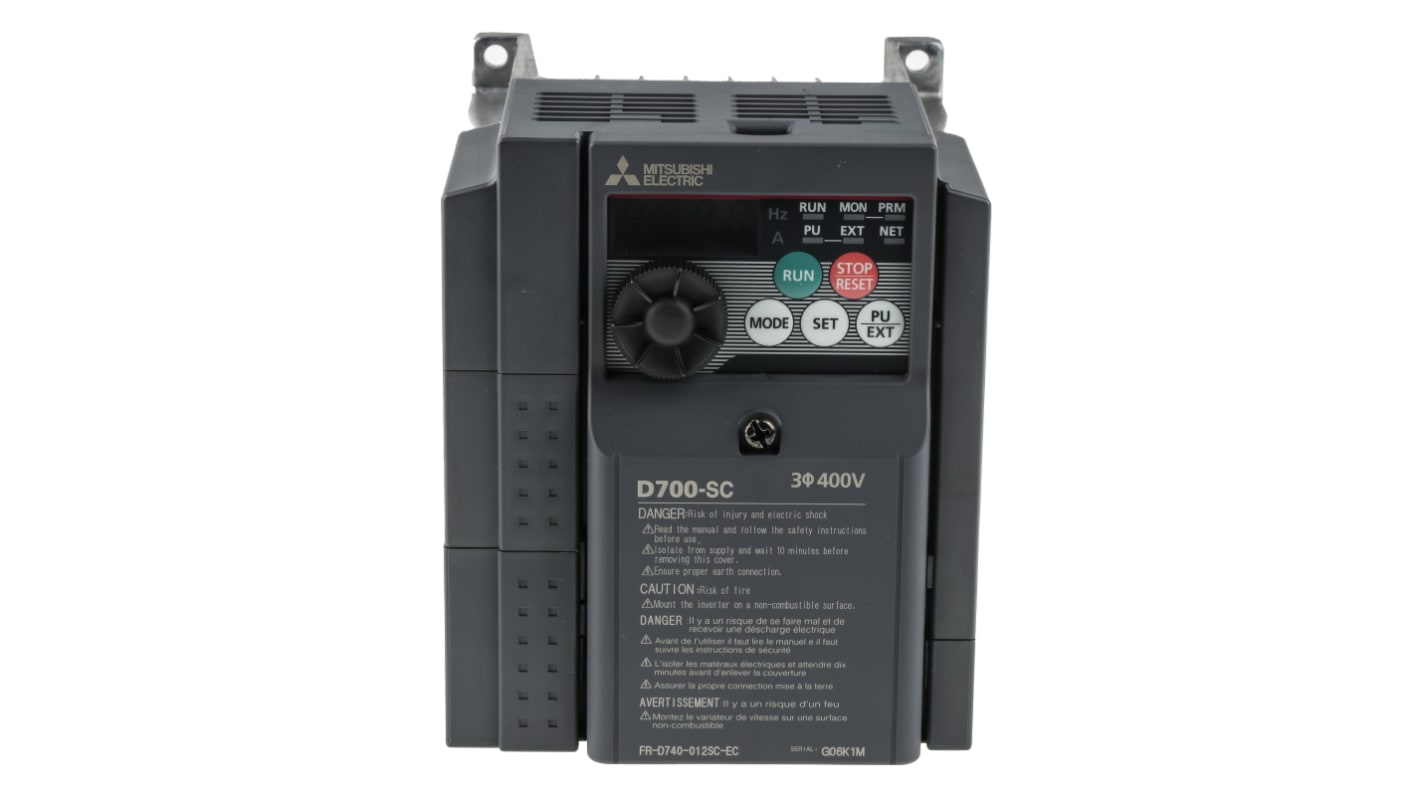 FR-D740-012SC-EC, Mitsubishi, FR-D700 COMPACT INVERTER, Trifásico de 0,4 kW, 3 x 380-480 V, corriente nominal 1,2 A a 50 °C, 5 entradas digitales integradas, 1 salida digital de transistor,