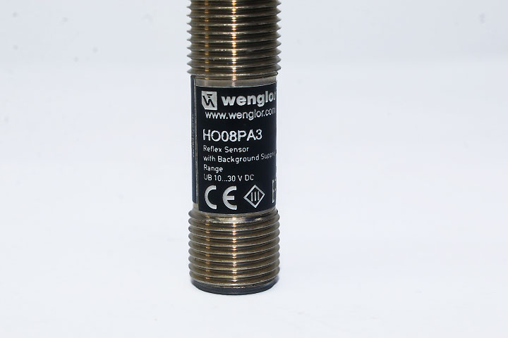 HO08PA3, Wenglor, Sensor réflex con supresión de fondo. Rango de ajuste: 25 … 80 mm, Fuente de luz: luz roja.